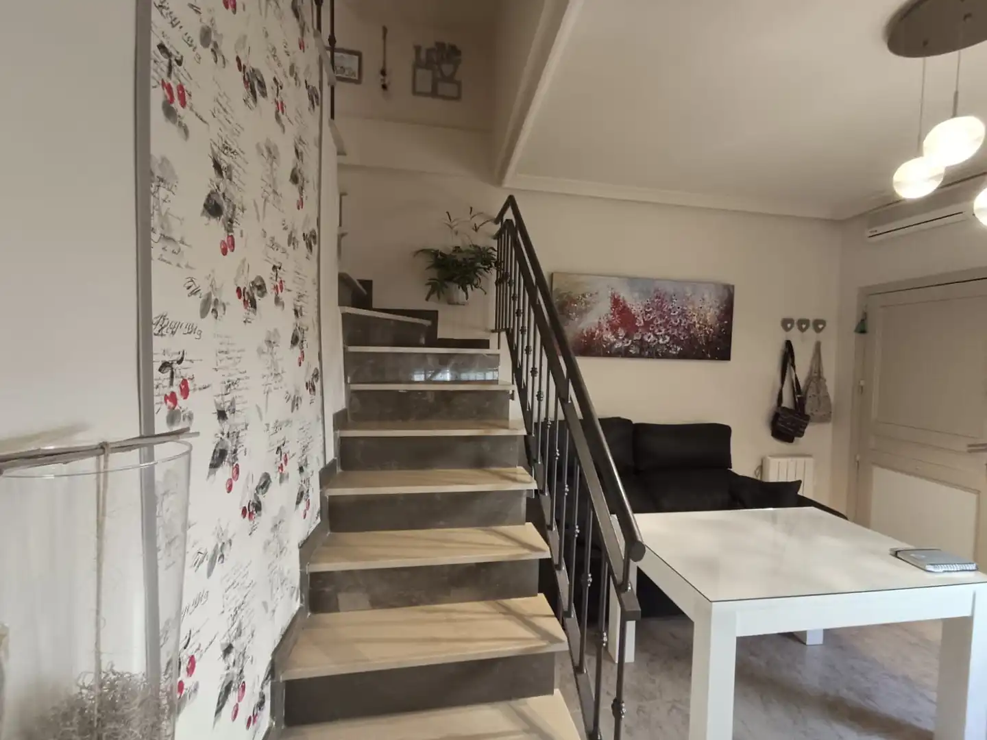 Detached homes for sale in Jaén  with Air Conditioner, Terrace and Furnished