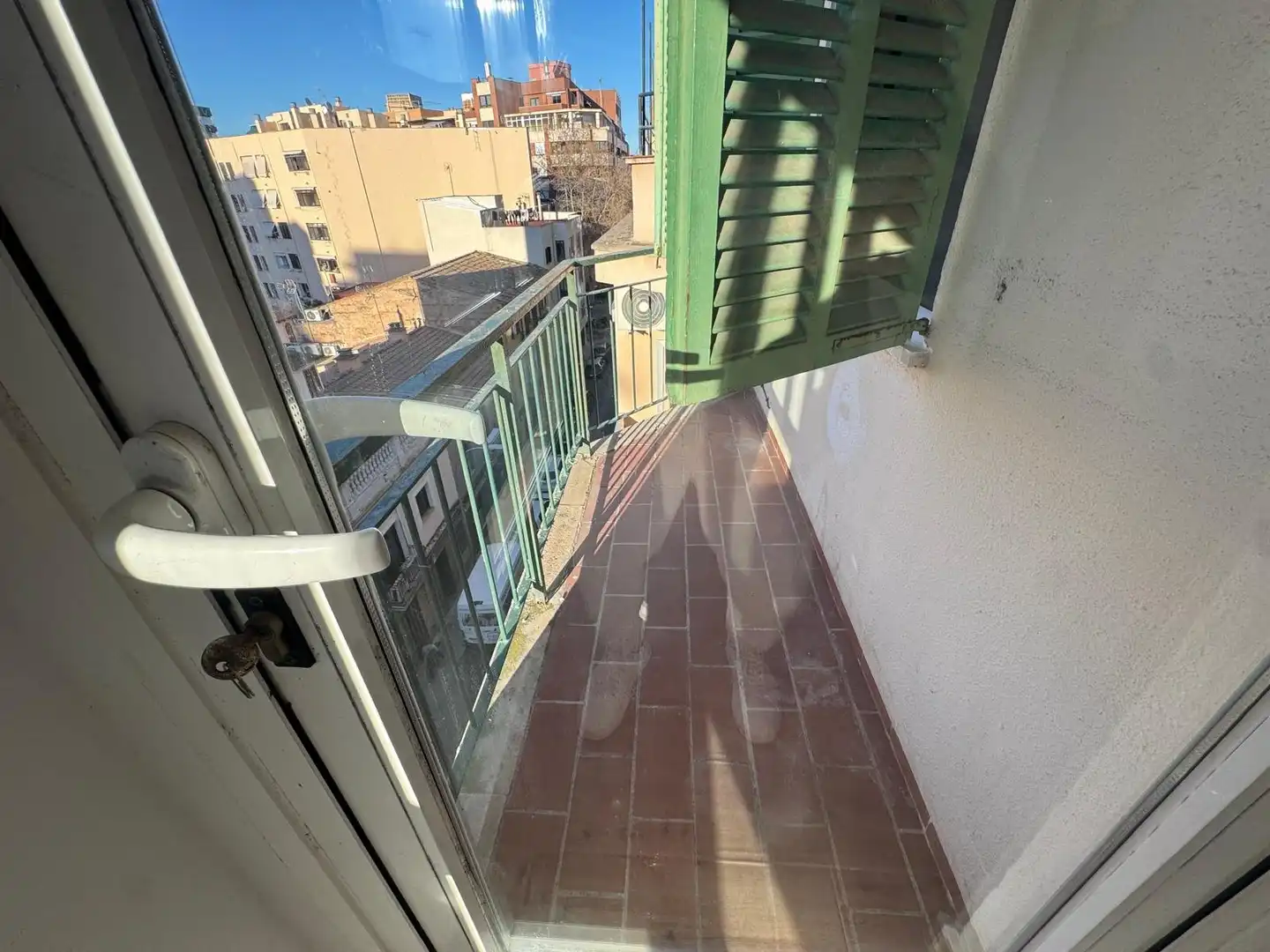 Terrasse von Wohnung zum Verkauf in  Palma de Mallorca mit Klimaanlage, Fernseher und Balkon