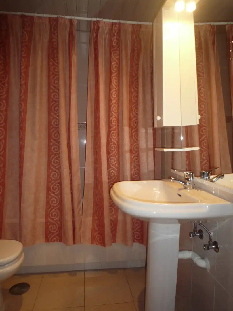 Baño de Apartamento de alquiler en Málaga con Aire acondicionado, Amueblado y Horno