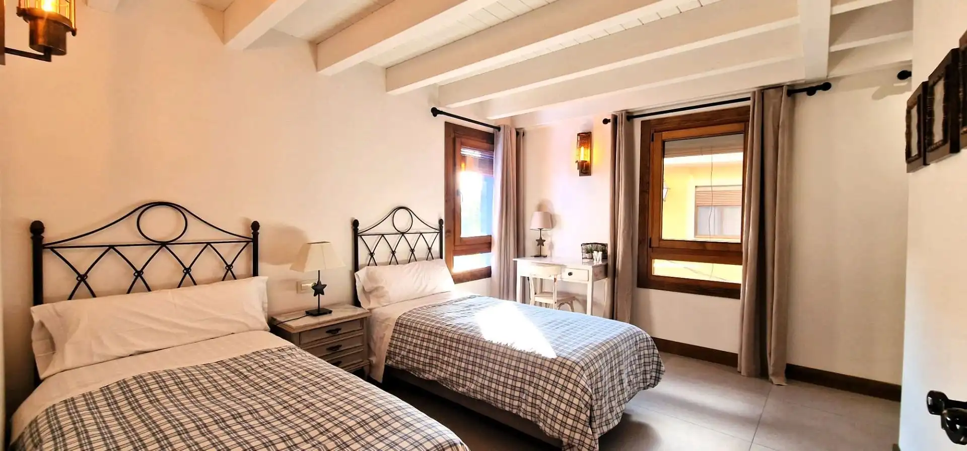 Casa adosada en venta en Garganta la Olla