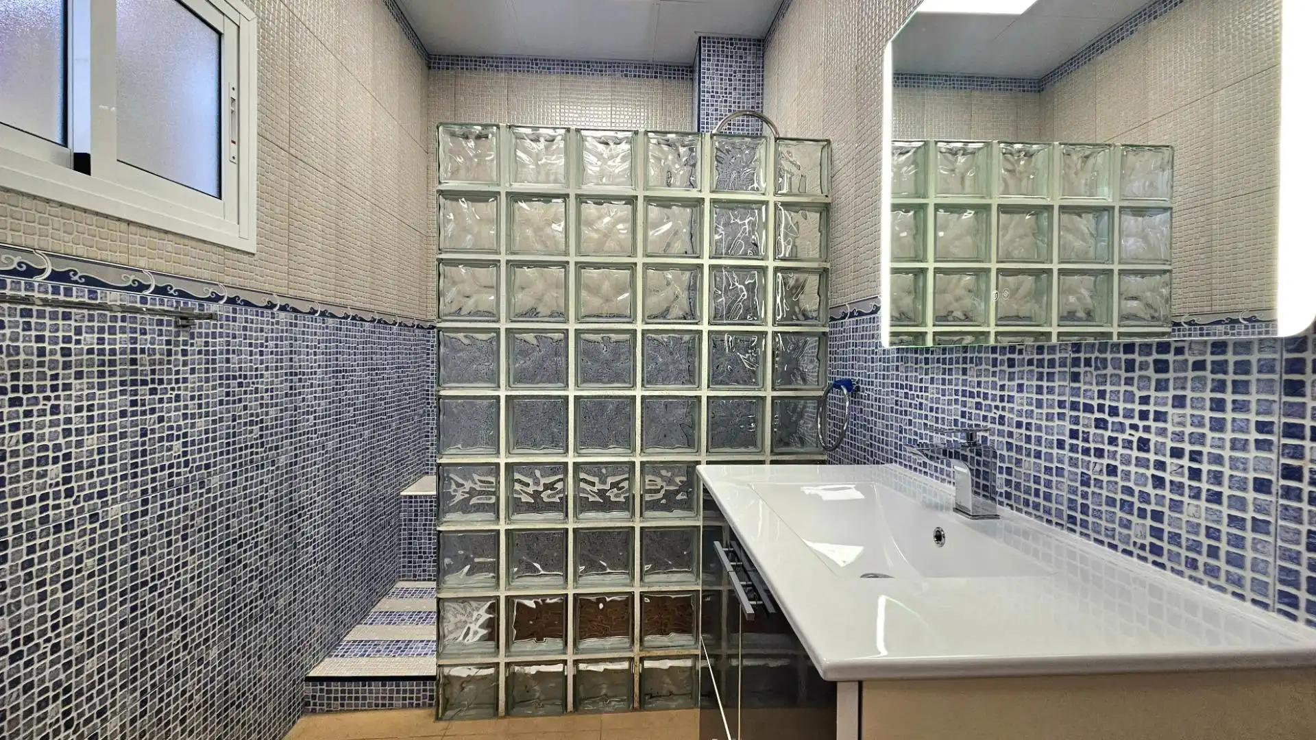 Baño de Casa o chalet en venta en Cartagena con Aire acondicionado, Calefacción y Terraza