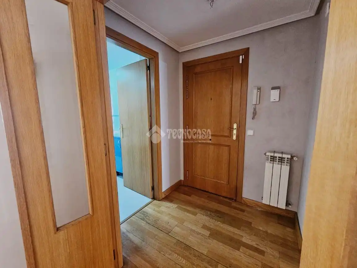Flat for sale in Parla