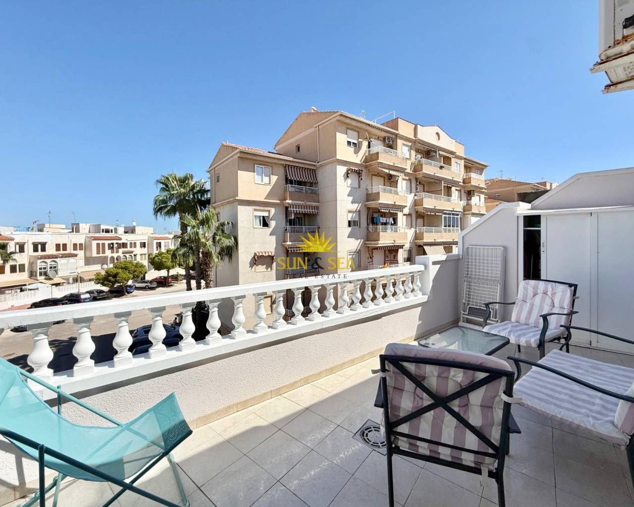 Terraza de Ático de alquiler en Torrevieja con Aire acondicionado, Calefacción y Terraza