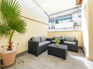 Penthouse with lift for sale in Calle Buensuceso