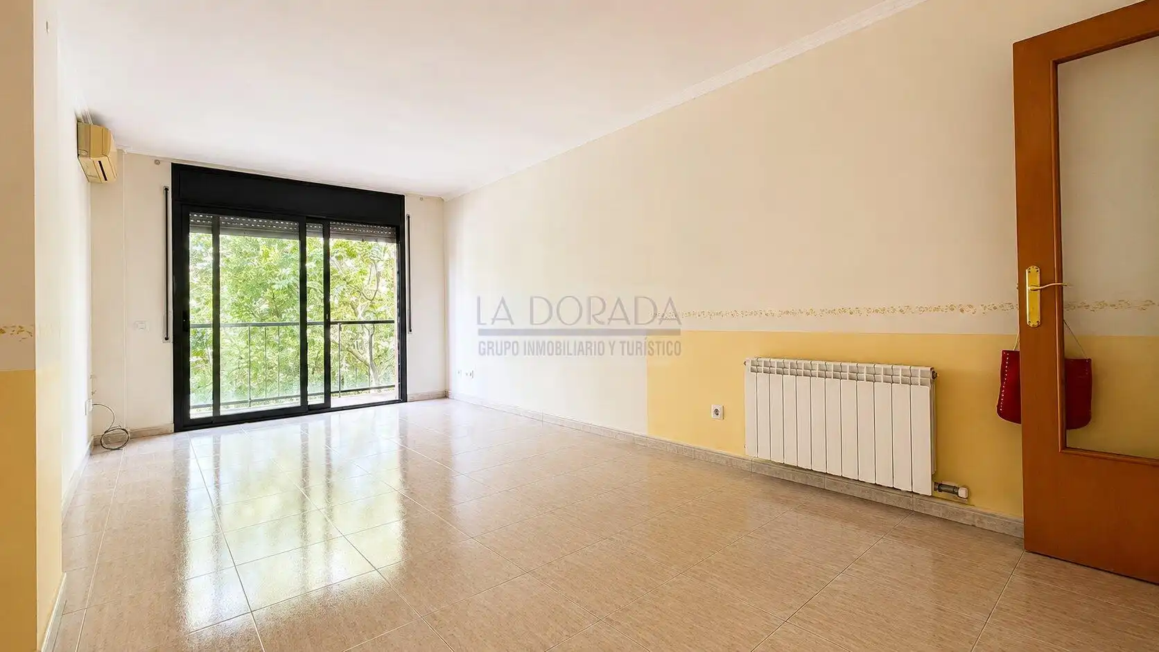 Vista exterior de Pis en venda en Cambrils amb Aire condicionat, Calefacció i Terrassa