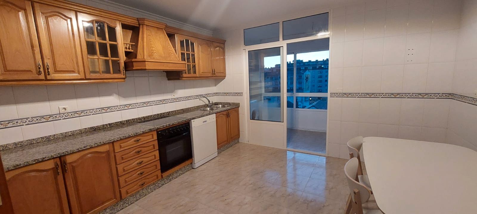 Kitchen of Duplex to rent in Narón  with Furnished