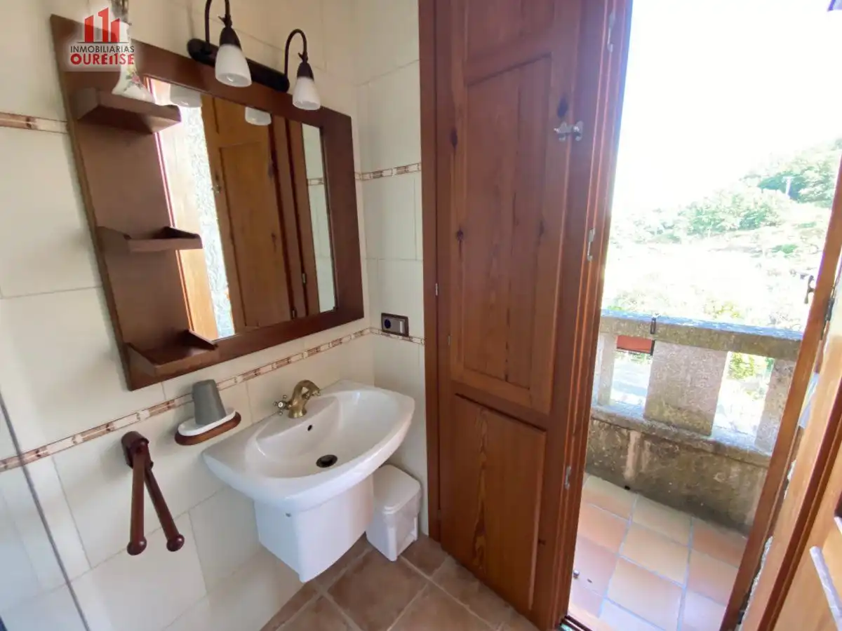 Baño de Casa o chalet en venta en Carballeda de Avia con Aire acondicionado, Calefacción y Jardín privado