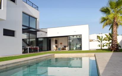 Piscina de Casa o xalet en venda en Conil de la Frontera amb Aire condicionat, Terrassa i Piscina