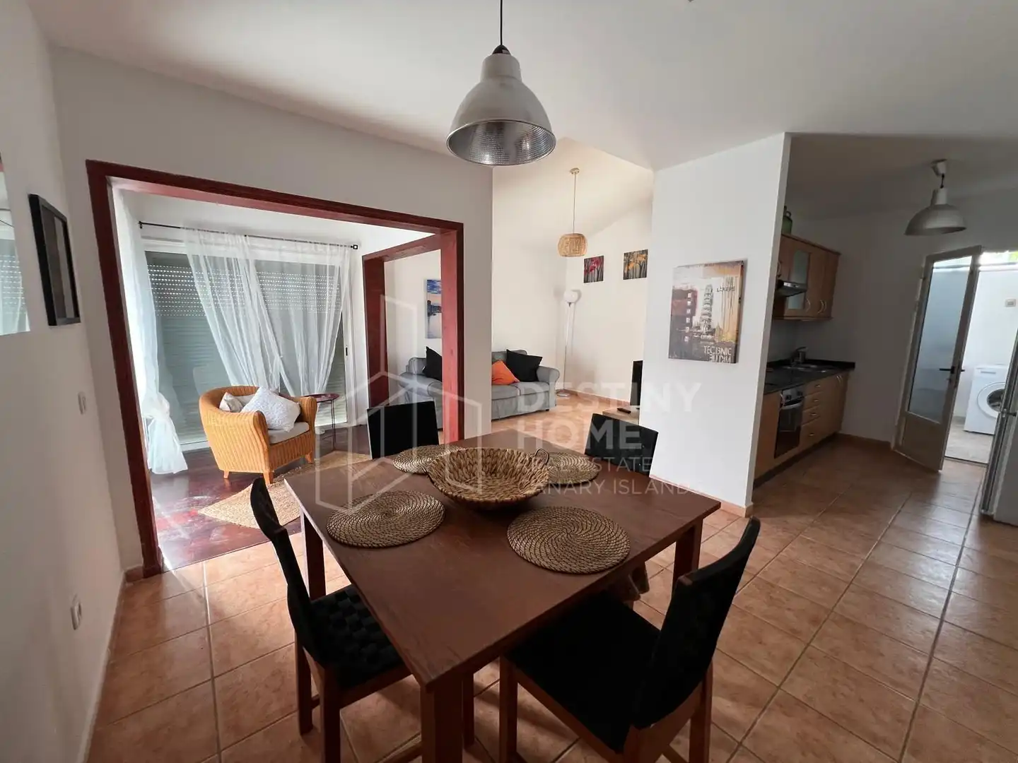 Sala d'estar de Casa o xalet en venda en La Oliva amb Jardí privat, Terrassa i Traster