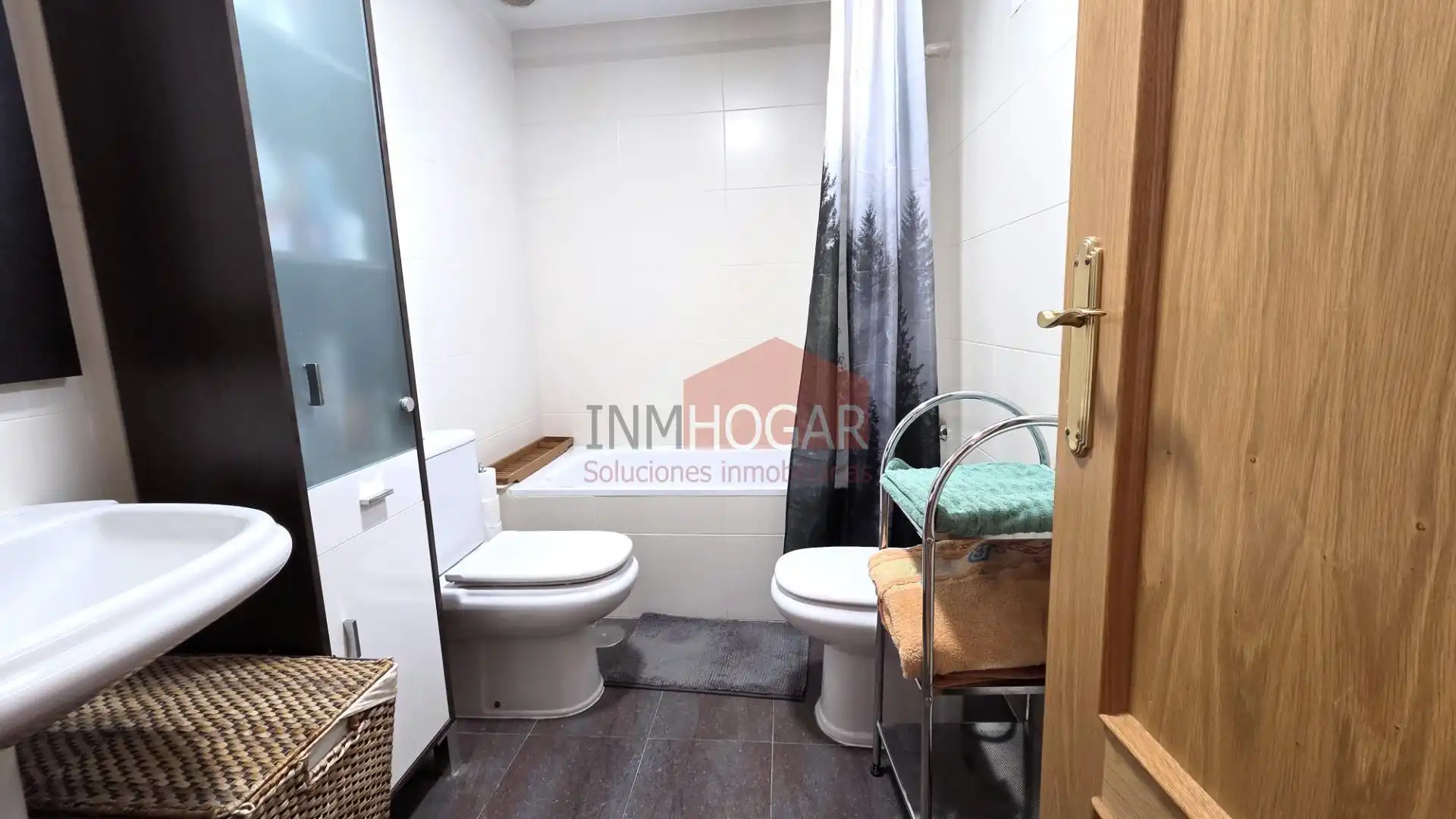 Baño de Piso en venta en Ávila con Calefacción, Terraza y Balcón