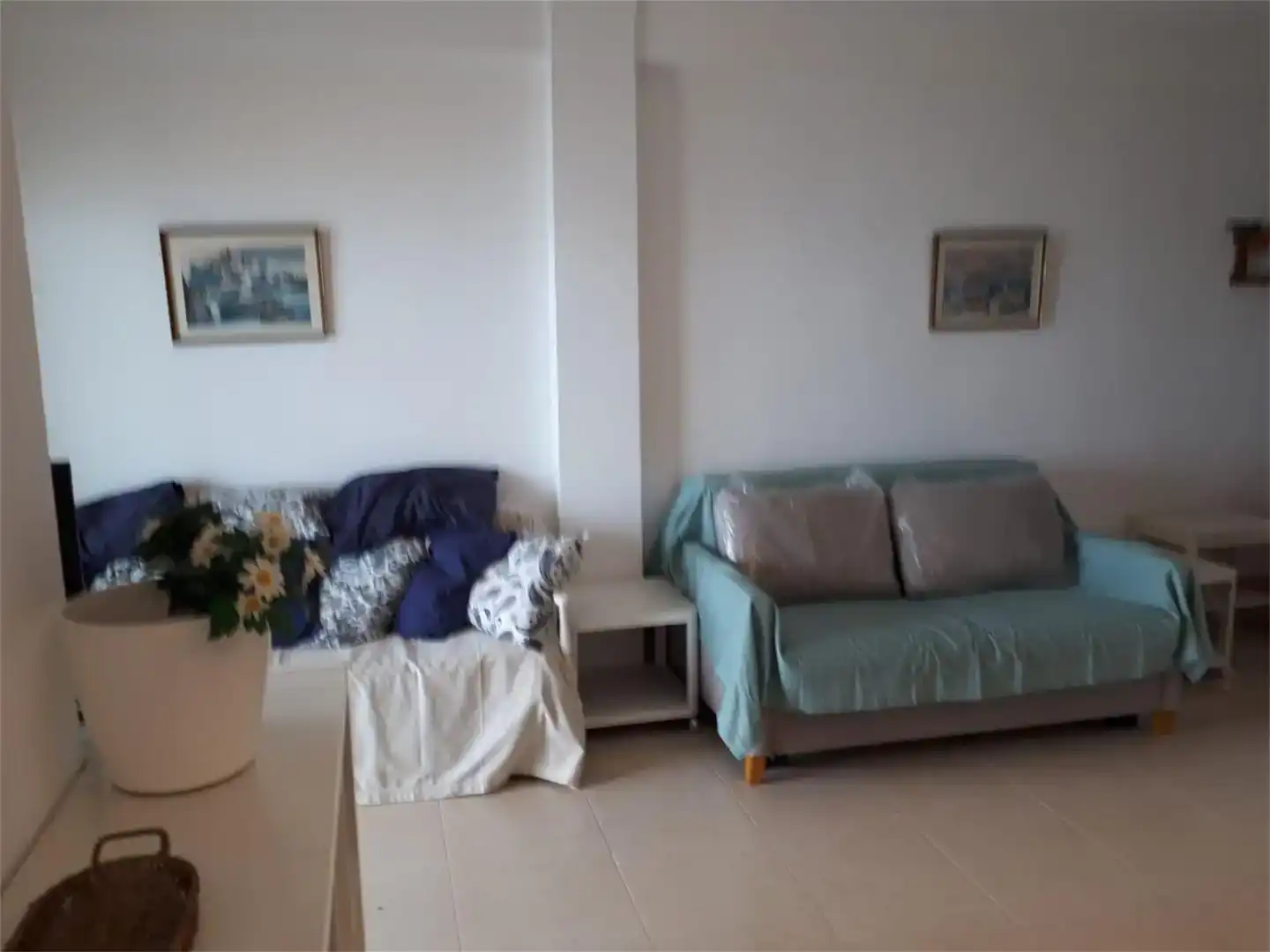 Sala d'estar de Apartament de lloguer en Tavernes de la Valldigna amb Moblat