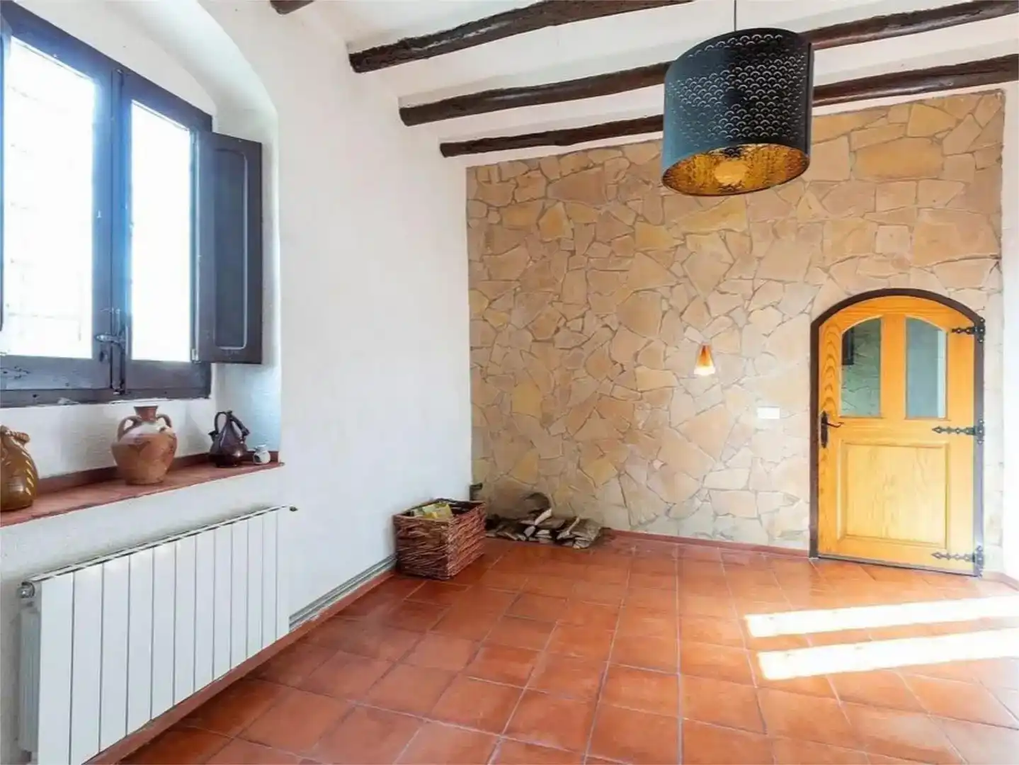 Wohnung zur Miete in Pineda de Mar mit Privatgarten, Abstellraum und Möbliert