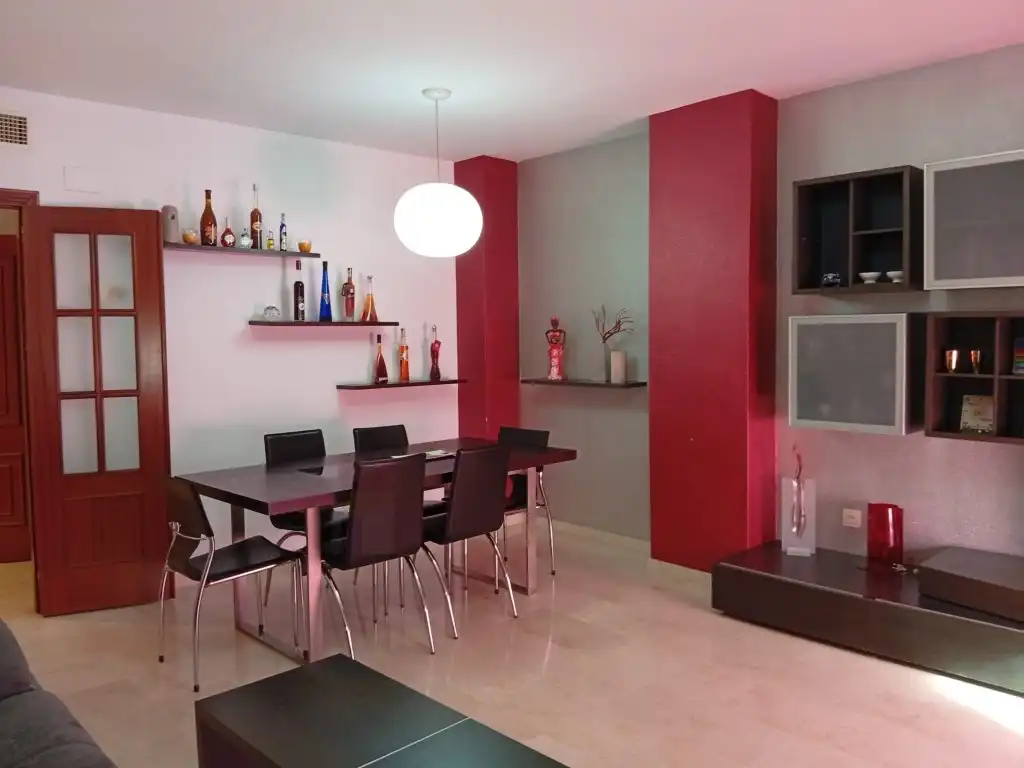 Comedor de Piso de alquiler en Badajoz