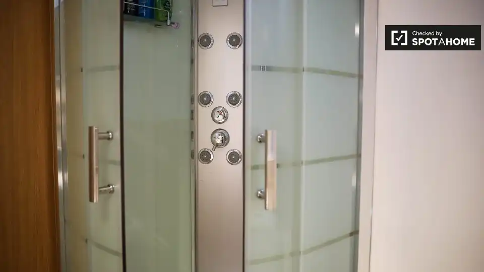 Room in Valencia, Valencia