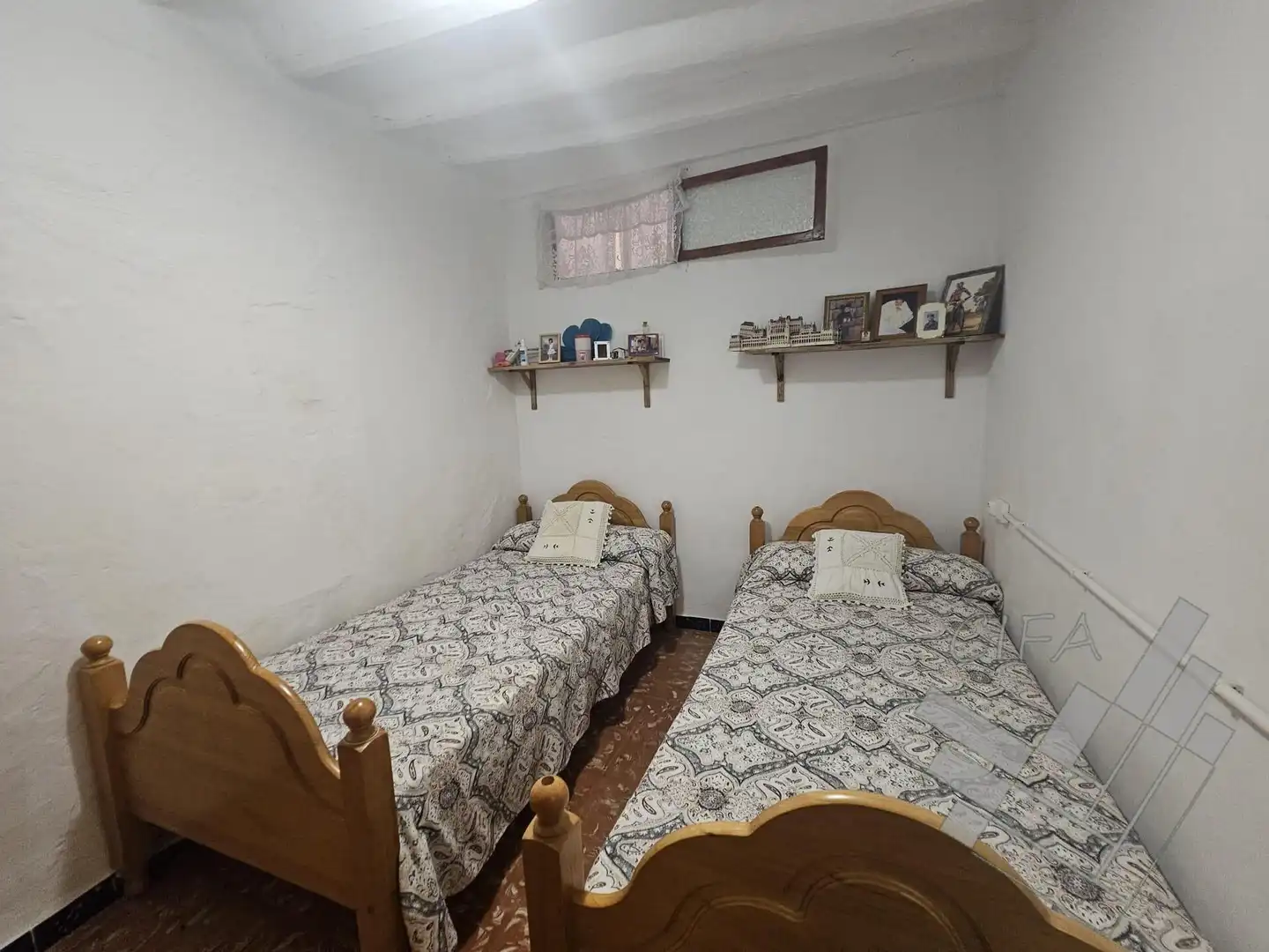 Dormitori de Finca rústica en venda en Càlig amb Terrassa i Moblat