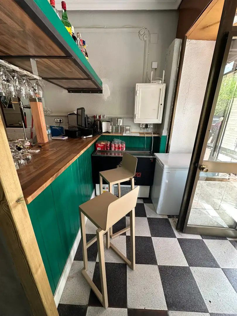 Cocina de Local en traspaso en  Córdoba Capital con Aire acondicionado, Calefacción y Terraza
