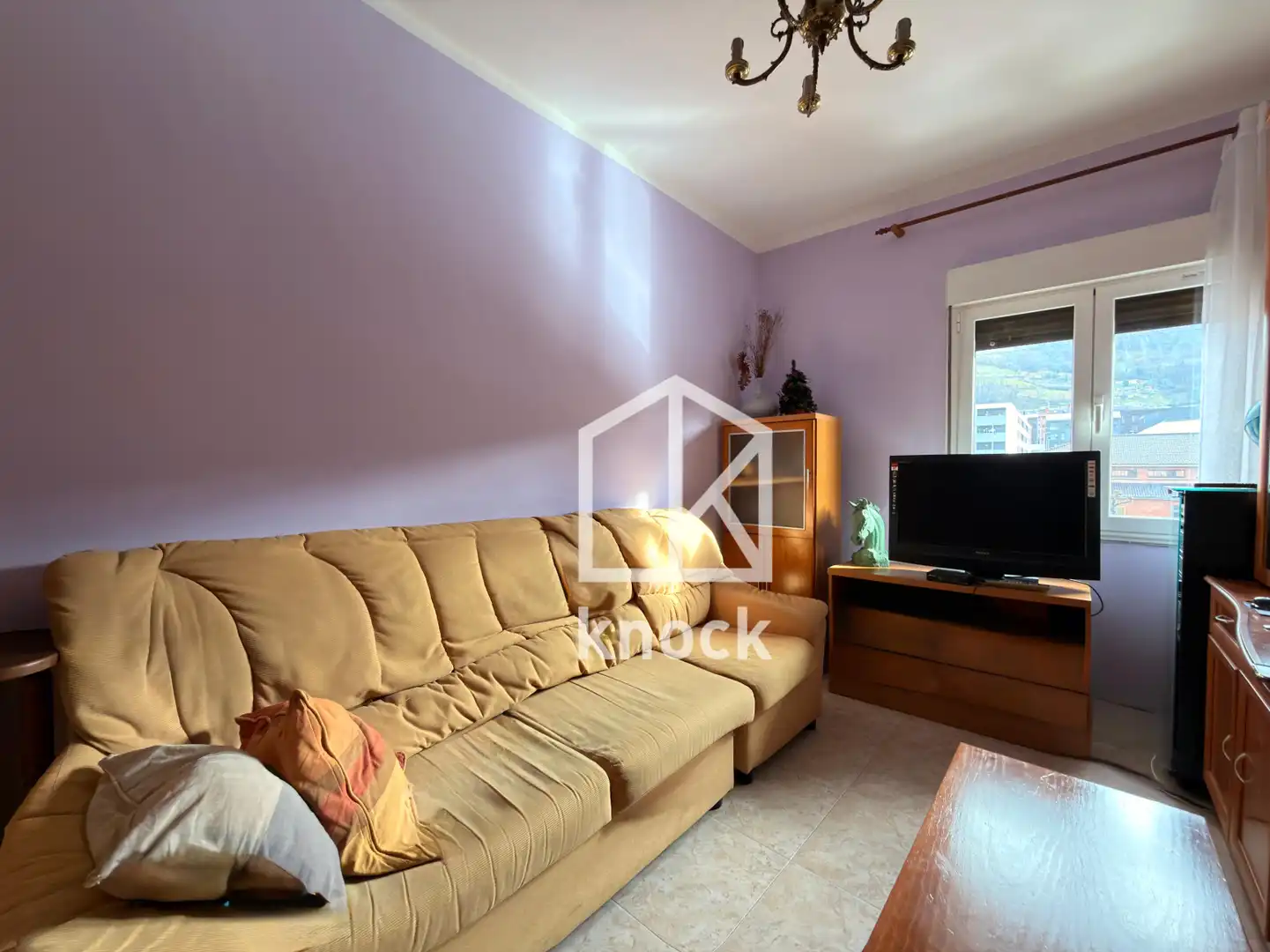 Sala d'estar de Pis en venda en Mieres (Asturias) amb Calefacció i Traster