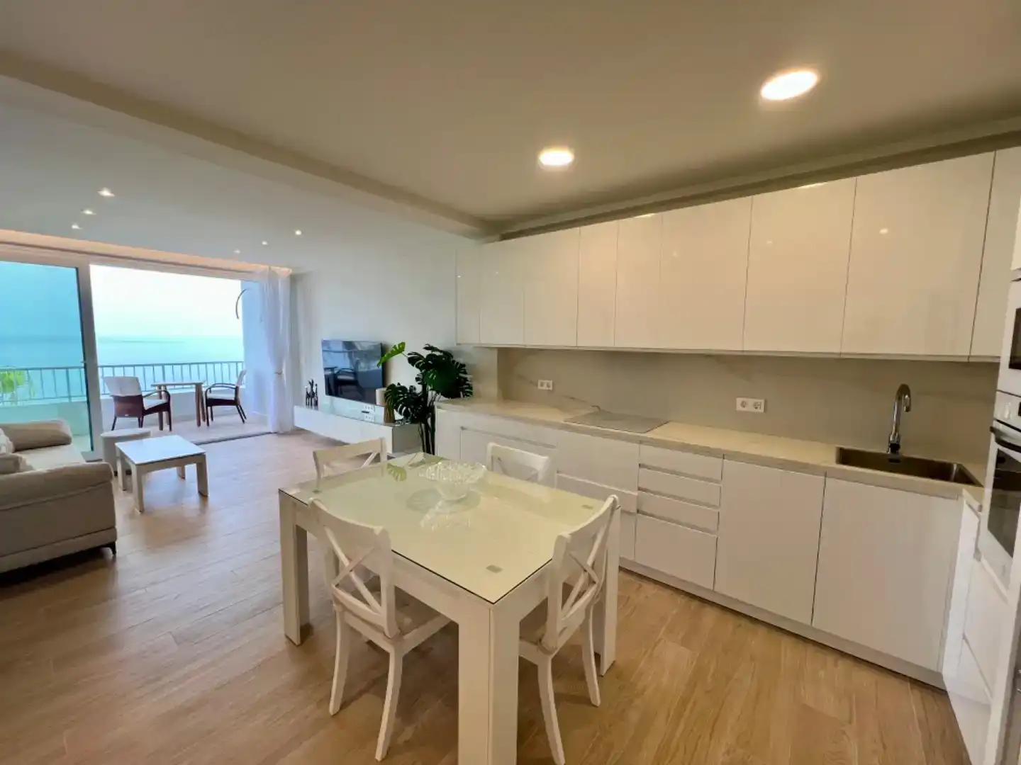 Kitchen of Flat for rent in Almuñécar  with Air Conditioner and Furnished