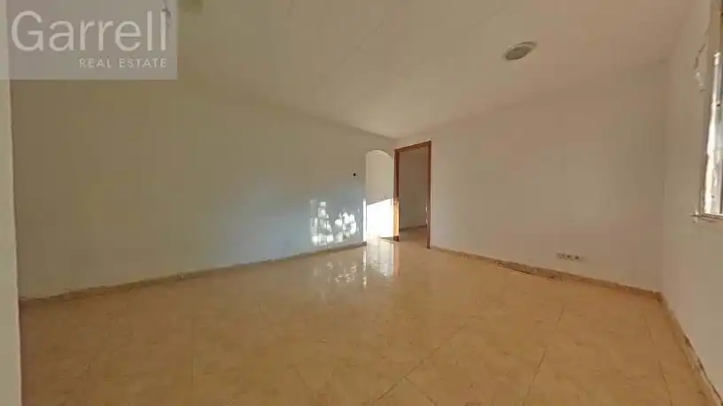 Sala de estar de Casa o chalet en venta en Llinars del Vallès con Terraza y Piscina