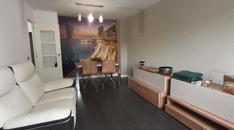 Foto 3 de Piso de alquiler en Plaza de Los Castaños, Barañáin / Barañain, Navarra