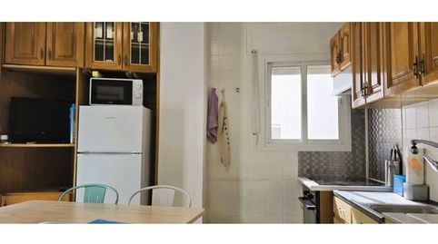 Foto 2 de Piso en venta en Petrosa 21, Calles, Valencia