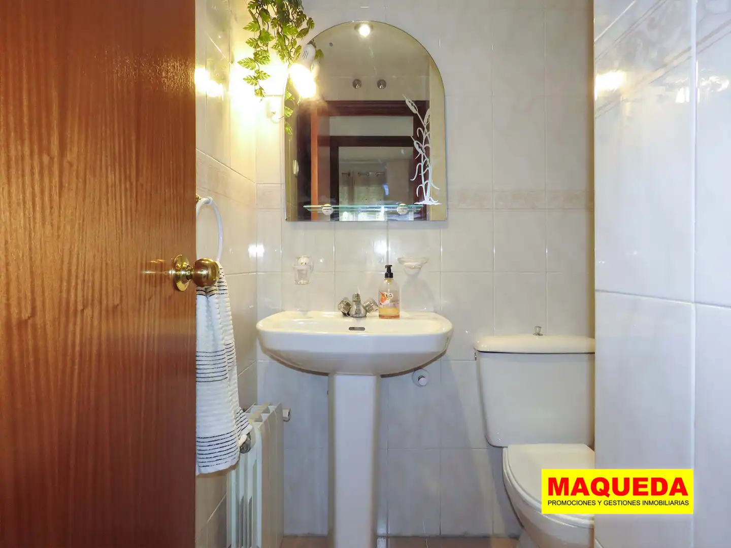 Bathroom of Flat for sale in Villaverde