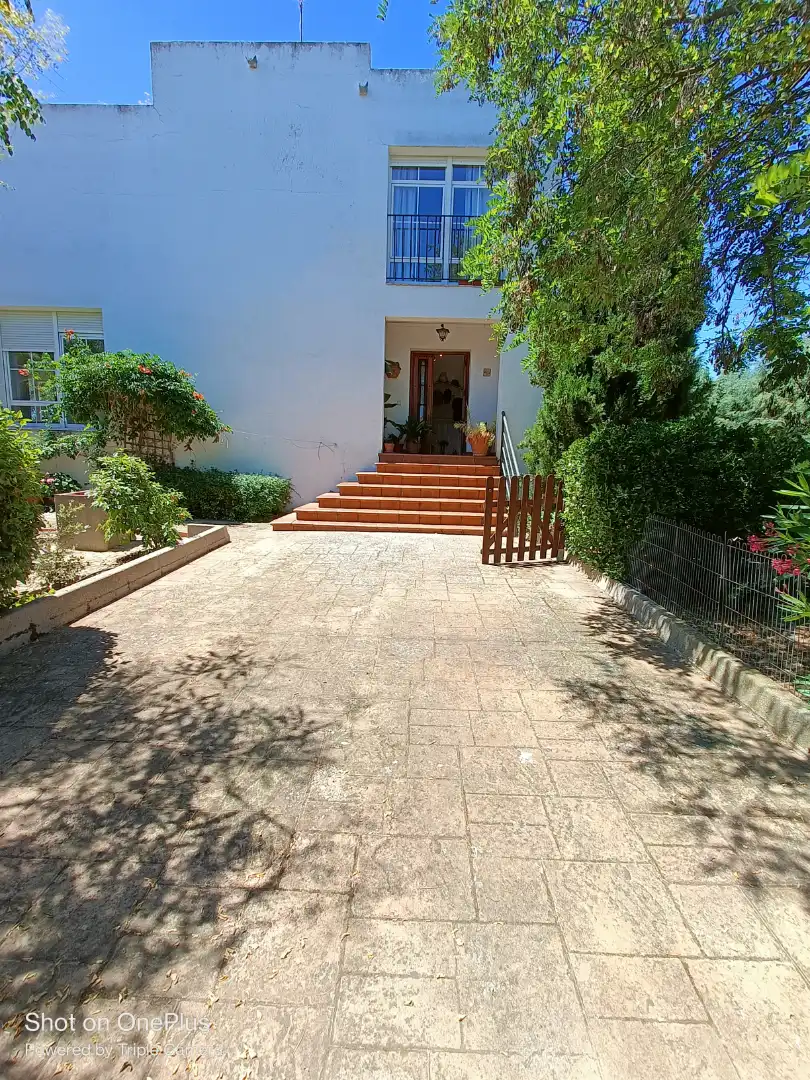 Vista exterior de Casa o xalet en venda en Nambroca amb Calefacció, Jardí privat i Moblat