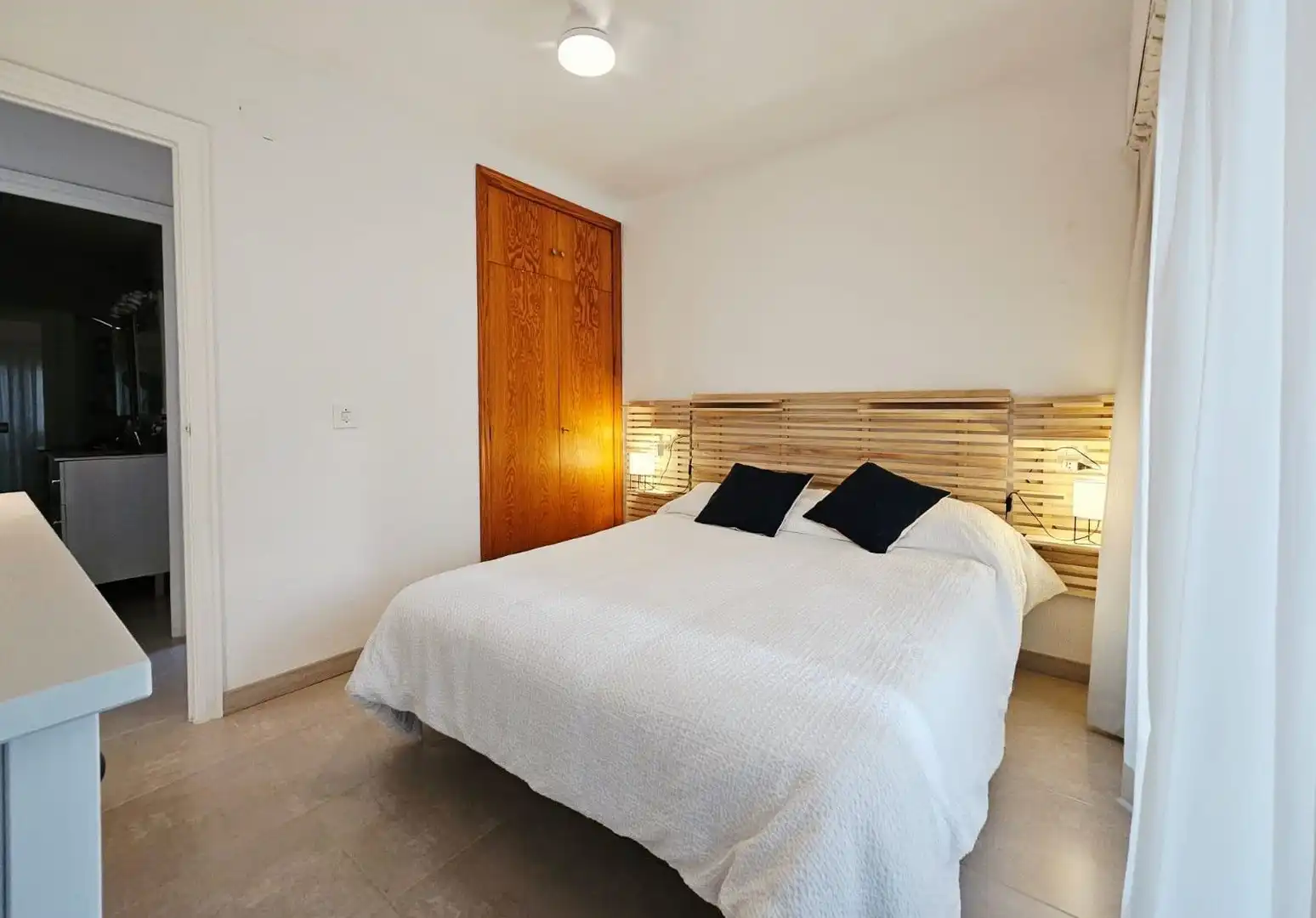Dormitori de Apartament en venda en La Nucia amb Piscina comunitària