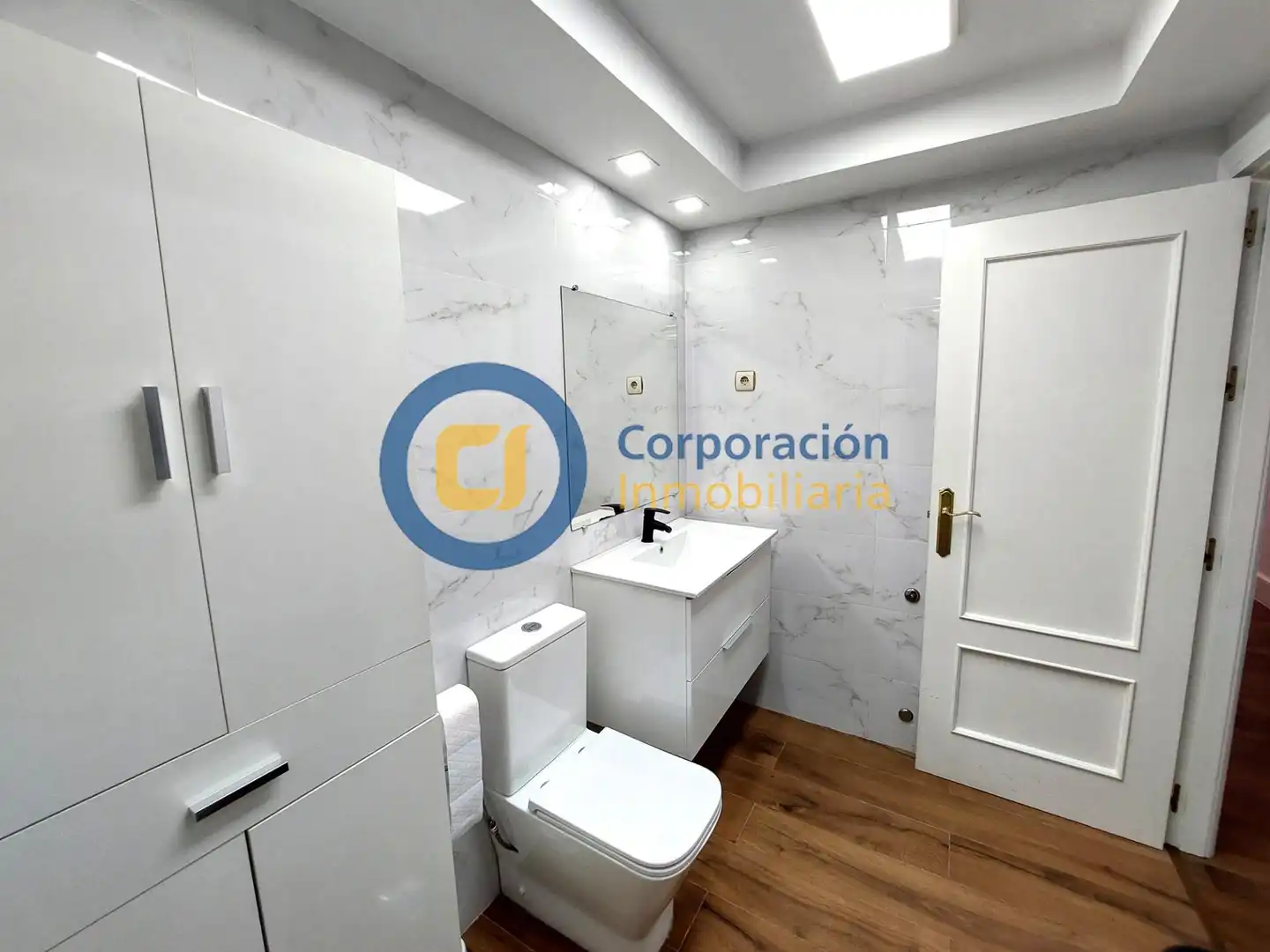 Baño de Piso en venta en Lorca con Calefacción, Jardín privado y Trastero