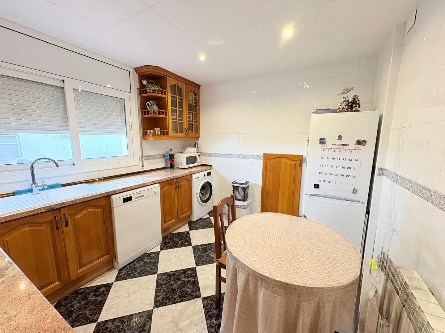 Cocina de Casa o chalet en venta en Corbera de Llobregat con Aire acondicionado, Calefacción y Jardín privado
