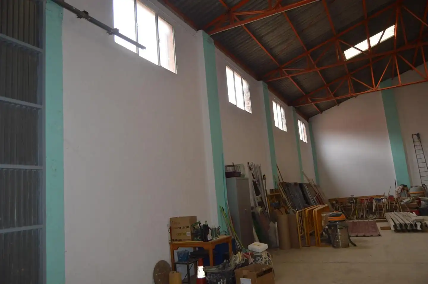 Fabrikhallen zum Verkauf in Horcajo de Santiago