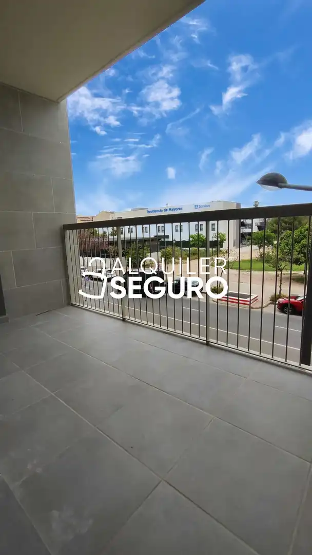Vista exterior de Piso de alquiler en Valencia con Aire acondicionado, Calefacción y Terraza