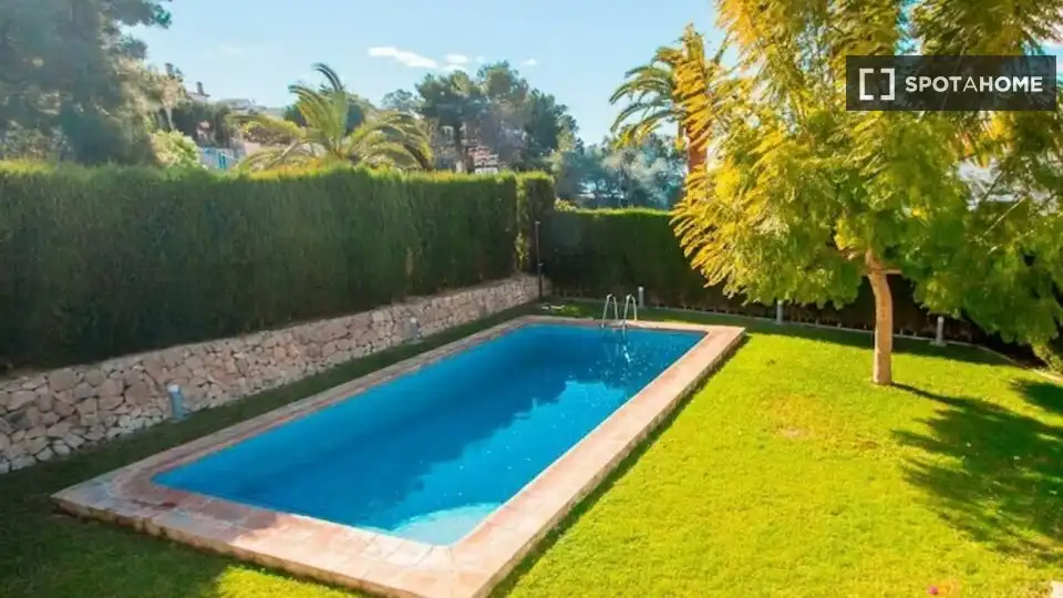 Habitació a Cala Advocat - Baladrar