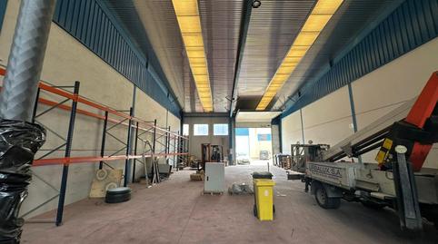 Foto 2 von Fabrikhallen zur Miete in Villa Pilar, Burgos Capital