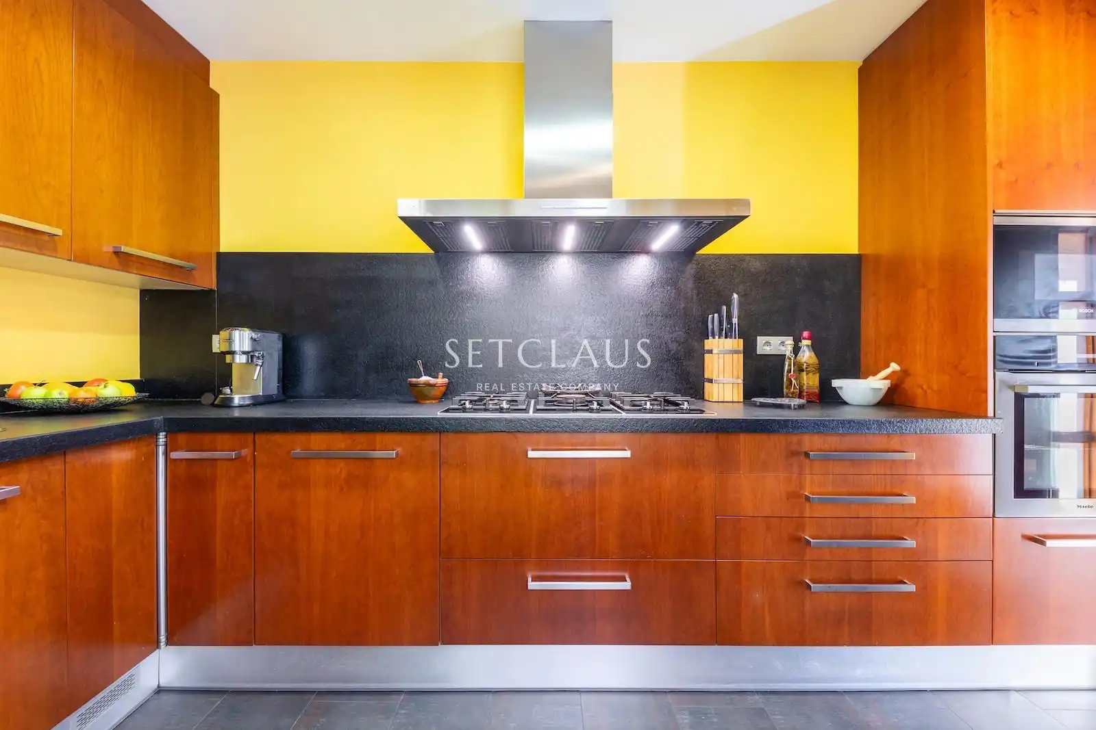 Cocina de Casa o chalet en venta en Vilanova del Vallès con Aire acondicionado, Calefacción y Jardín privado