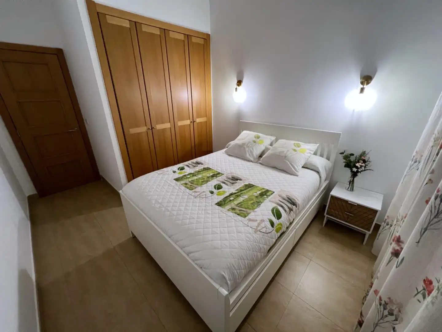 Wohnung zur Miete in Calle de Doña Berenguela, 1, Huerta de la Reina - Trassierra