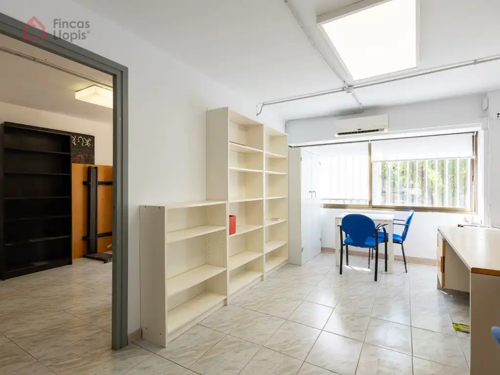 Business premises for sale in Calle Alts Forns 68, imagen 7