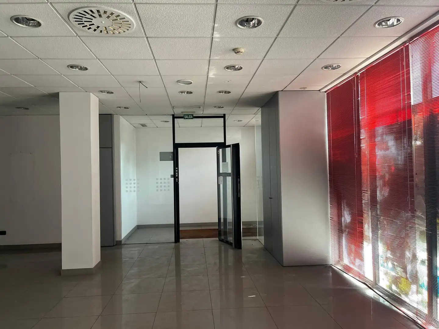 Local comercial en venda a Avenida do Fragoso, imagen 3