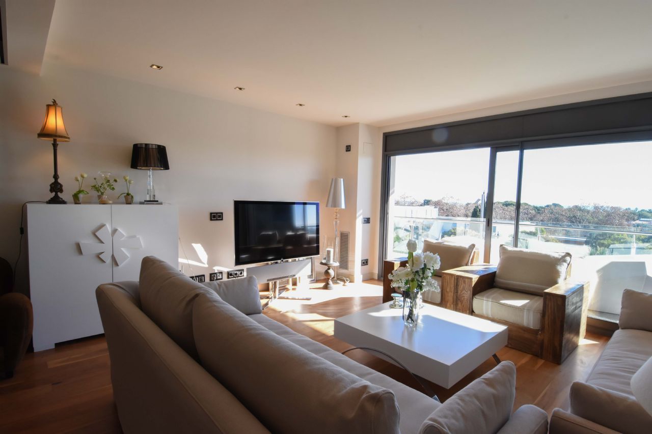 Living room of Flat to rent in Sitges  with Air Conditioner, Heating and Terrace