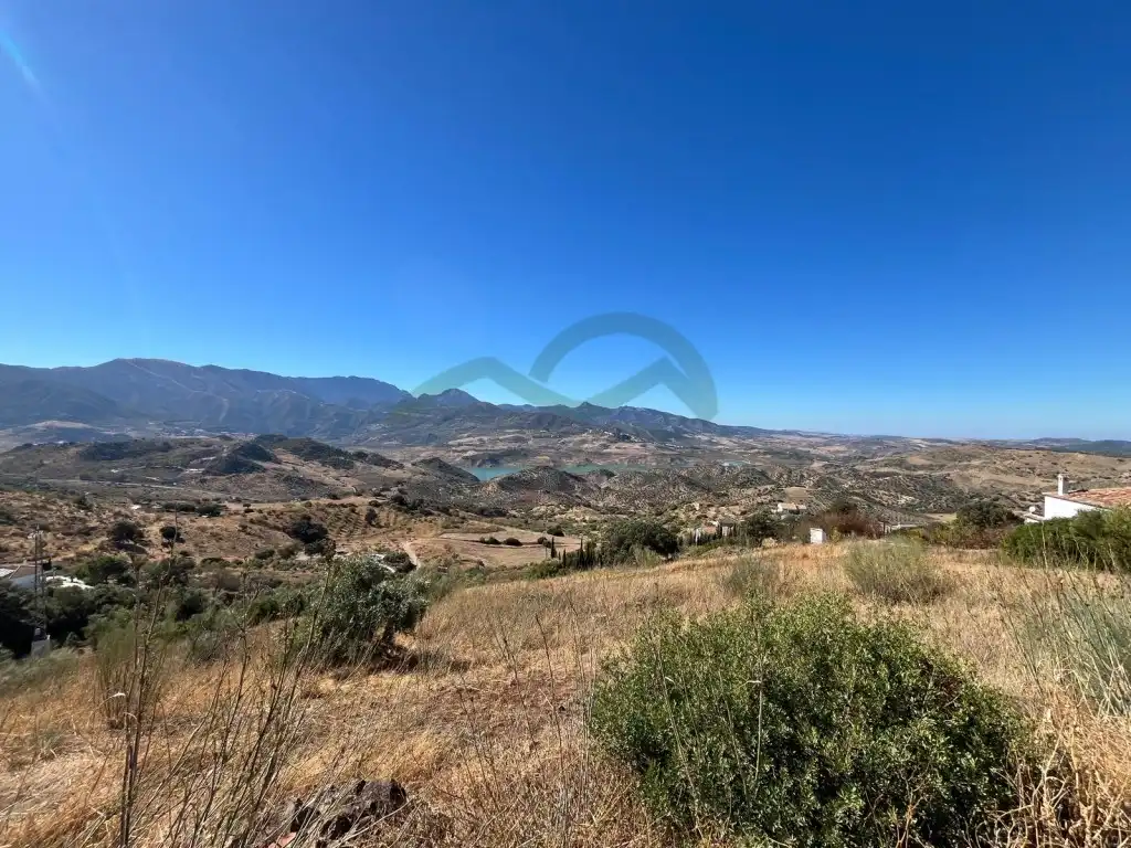 Finca rústica en venda en El Gastor