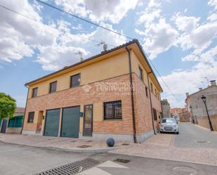 Vista exterior de Casa adosada de lloguer en Miranda de Azán