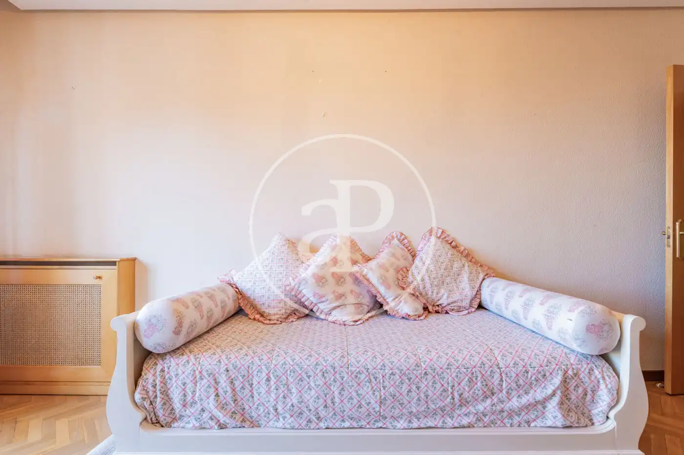 Bedroom of Flat for sale in Madrid  with Air Conditioner and Heating