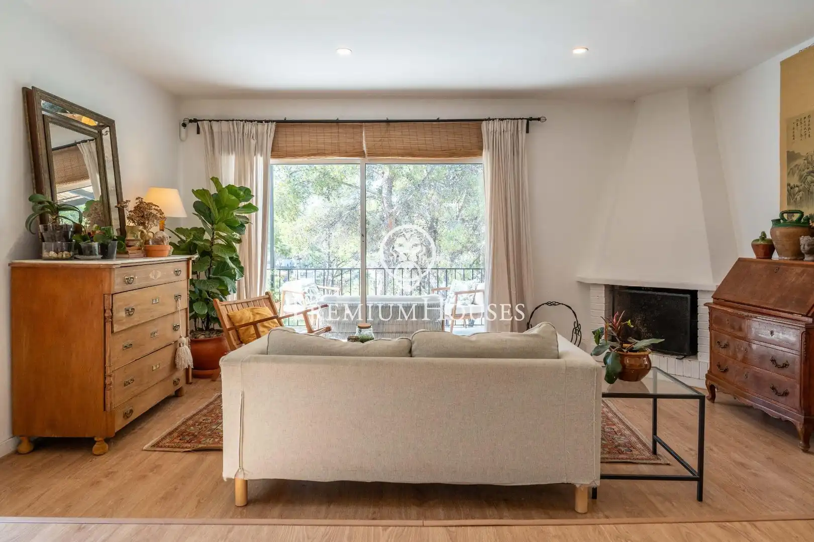 Sala d'estar de Casa o xalet en venda en Sant Pere de Ribes amb Aire condicionat, Calefacció i Jardí privat
