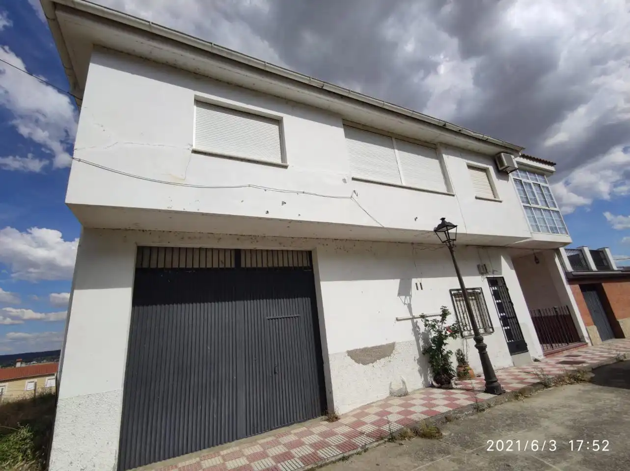 House for sale in Galisteo