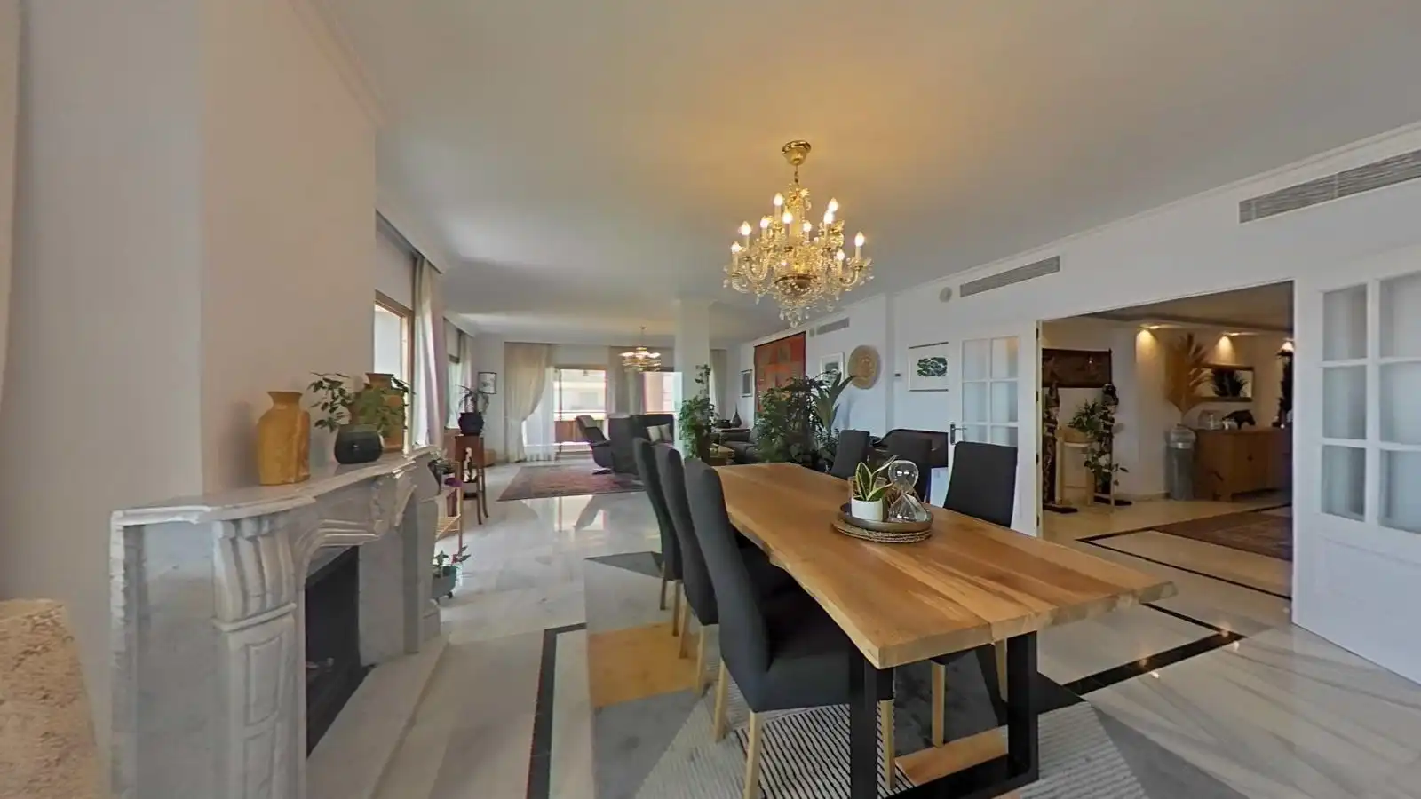 Menjador de Apartament en venda en Fuengirola amb Aire condicionat, Calefacció i Terrassa