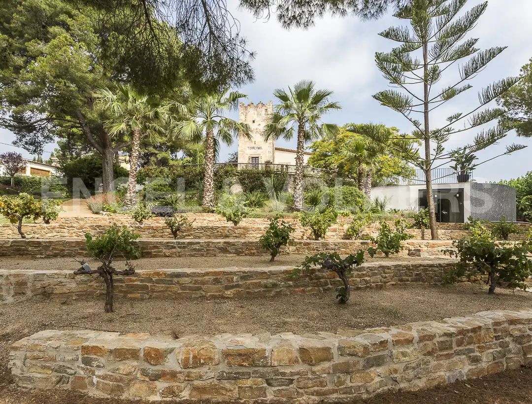 Garden of Houses for sale in Castelldefels  with Air Conditioner, Heating and Private garden
