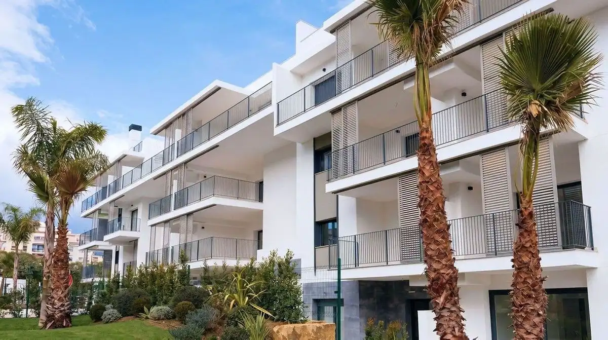 Apartament amb piscina en venda a Estepona Pueblo