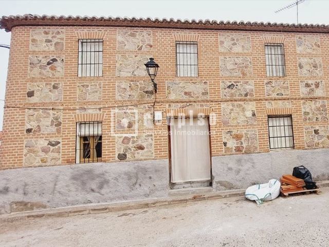Vista exterior de Casa o xalet en venda en San Martín de Pusa amb Traster
