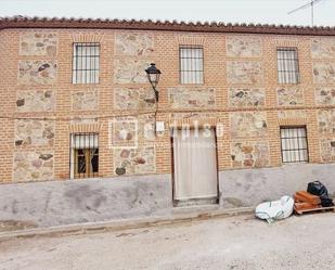 Vista exterior de Casa o xalet en venda en San Martín de Pusa amb Traster
