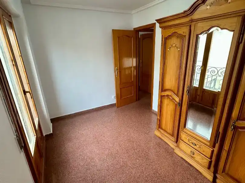 Habitación de Dúplex en venta en Aspe con Aire acondicionado, Trastero y Balcón